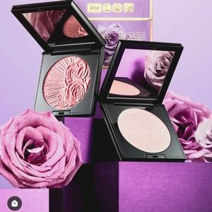 Divine Glow highlighter by Pat Mcgrath